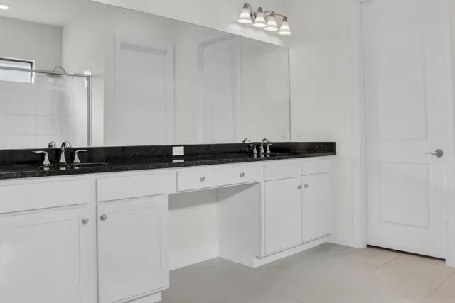 Residence photo 20