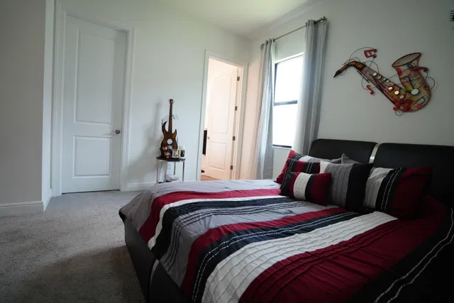 Residence photo 30