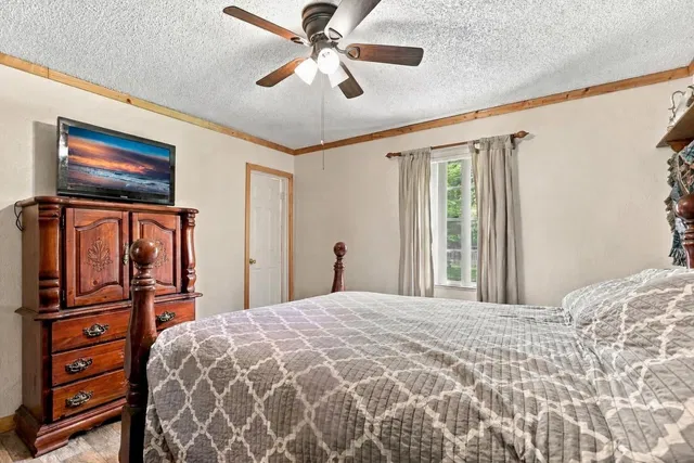 Residence photo 8