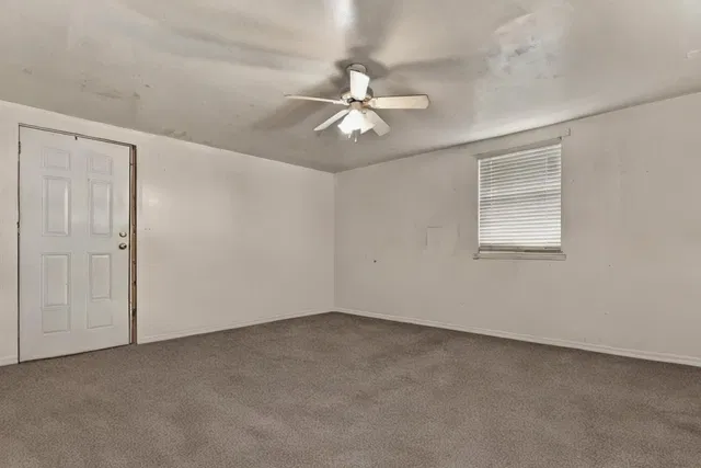 Residence photo 11