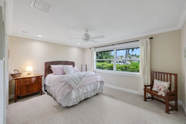 Residence photo 37