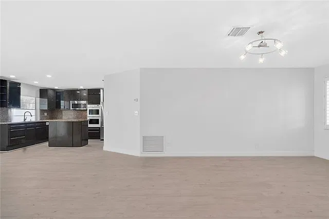 Residence photo 10