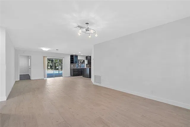 Residence photo 11