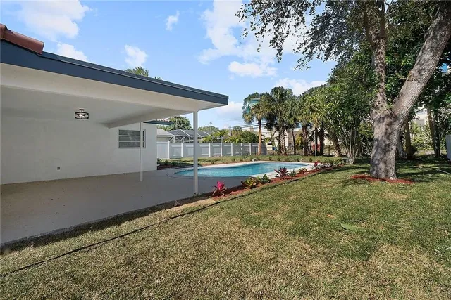 Residence photo 22