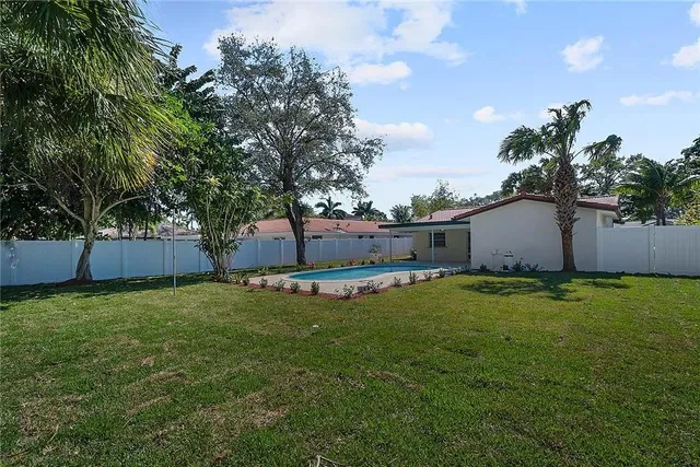 Residence photo 24
