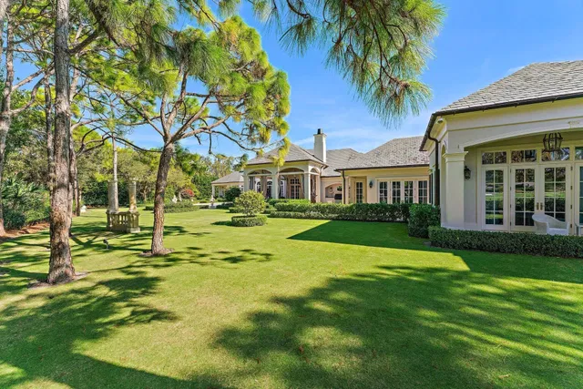 Bear's Club Residence photo 98