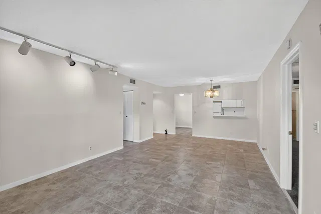 Unit 104 photo 12