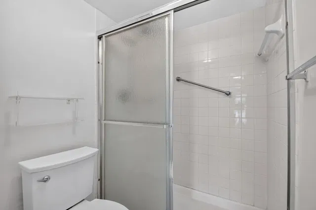 Unit 104 photo 25