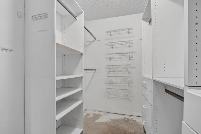 Unit 104 photo 29