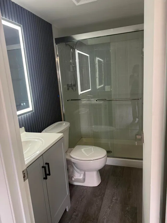 Unit A-1 photo 9