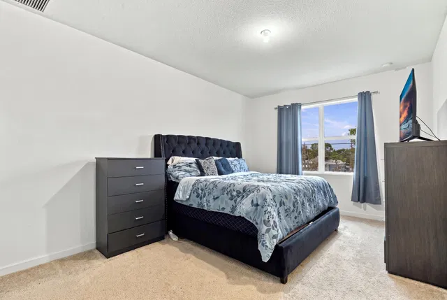 Residence photo 21