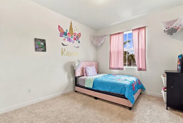 Residence photo 27