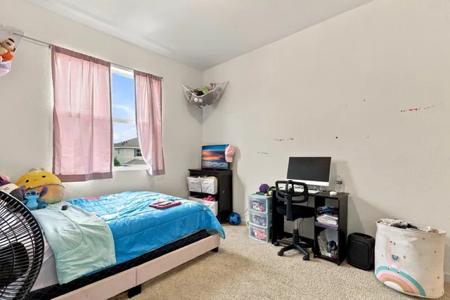 Residence photo 28