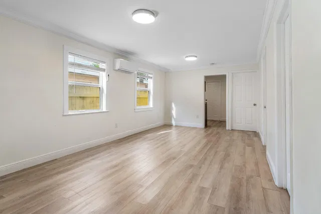  Residence photo 6