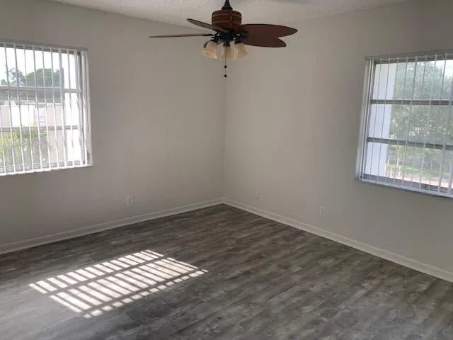  Unit 33 photo 14