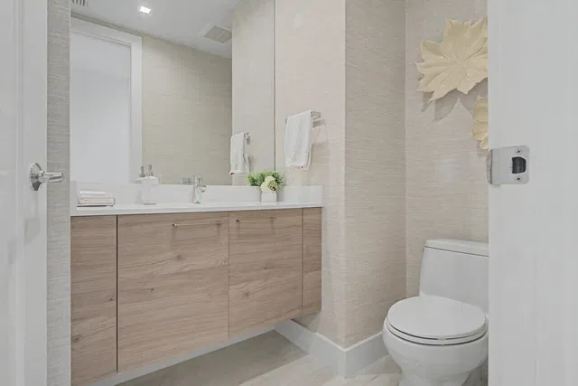 Water Club North Palm Beach Unit 1201 photo 39