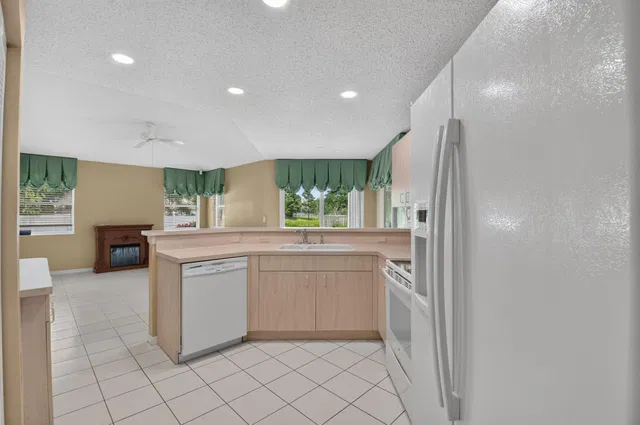 Residence photo 7