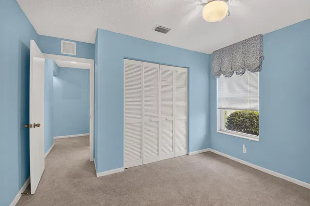 Residence photo 31