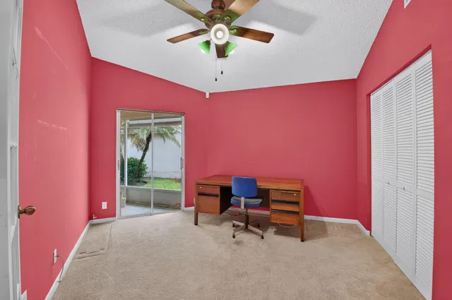 Residence photo 33