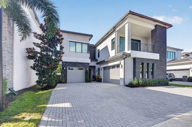 Boca Bridges Residence photo 3