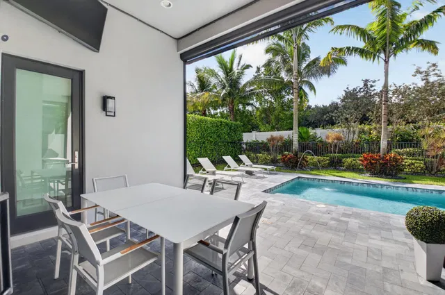 Boca Bridges Residence photo 52