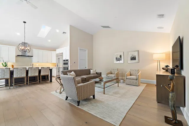 Jupiter Hills Residence photo 17