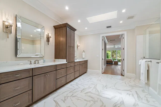 Jupiter Hills Residence photo 36