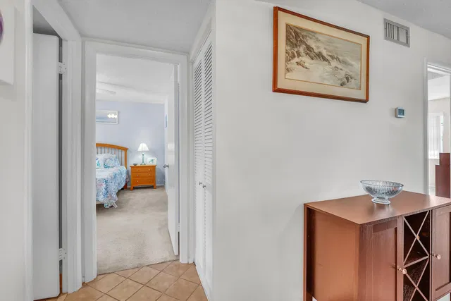  Unit 210 photo 4
