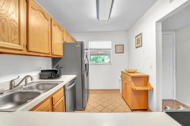  Unit 210 photo 15