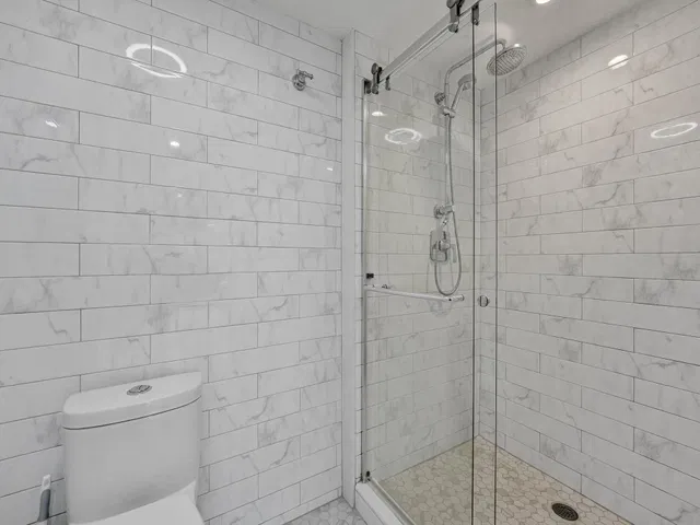  Unit 306 photo 20