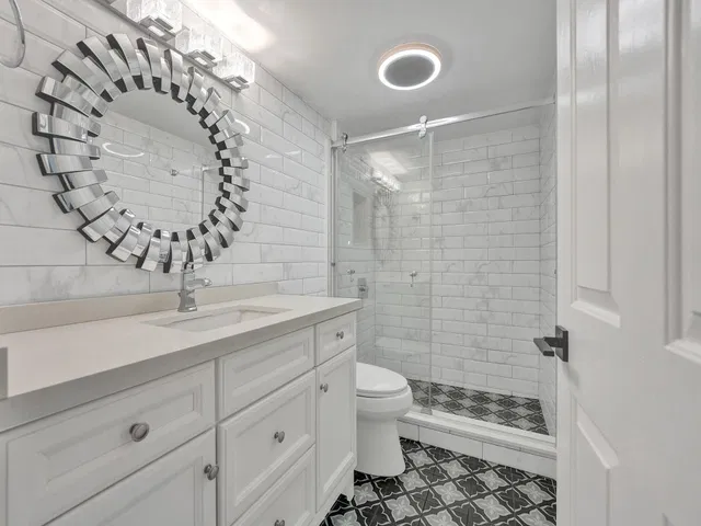  Unit 306 photo 31