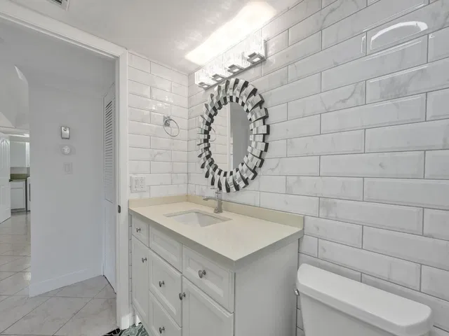  Unit 306 photo 35