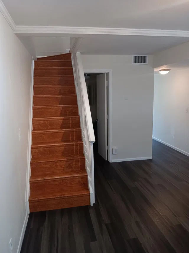 Unit 222 photo 9