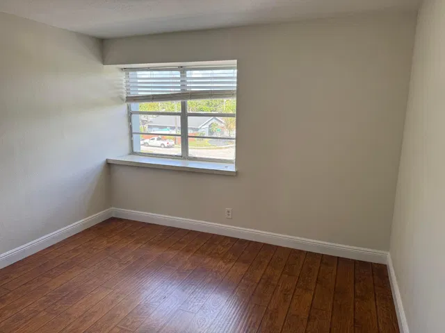Unit 222 photo 23