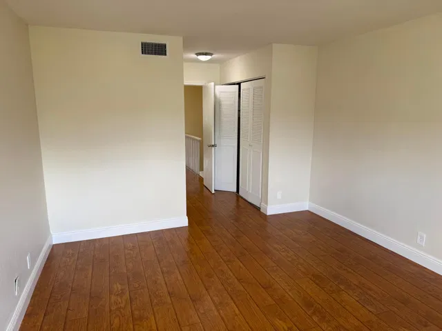 Unit 222 photo 27