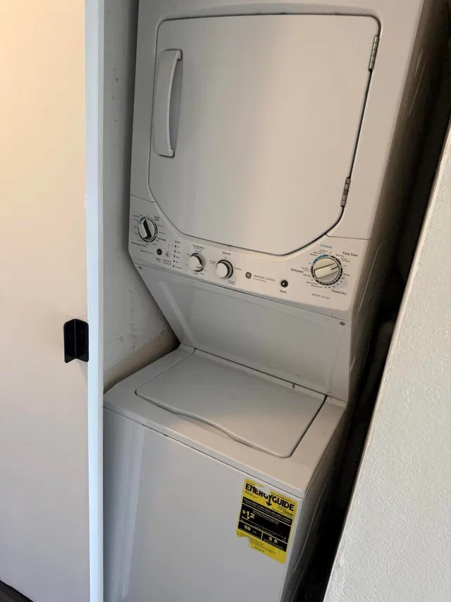 Unit 222 photo 33