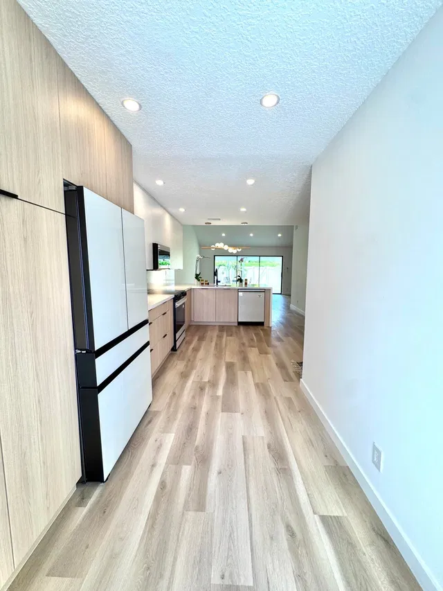 Residence photo 5