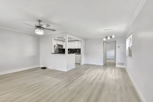  Residence photo 4