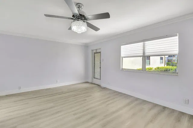  Residence photo 7