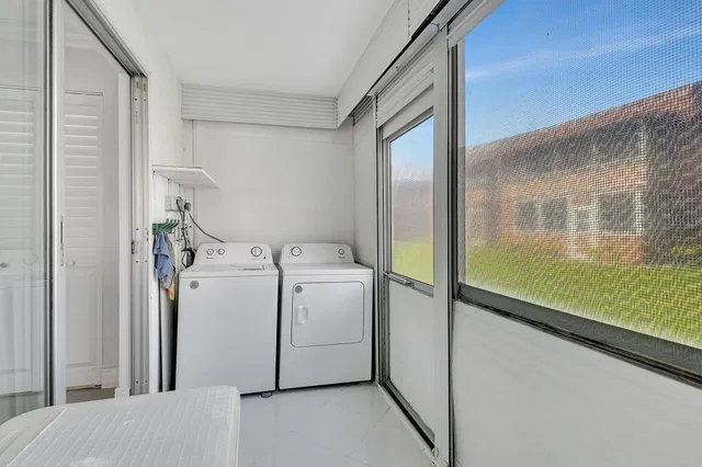 Residence photo 23