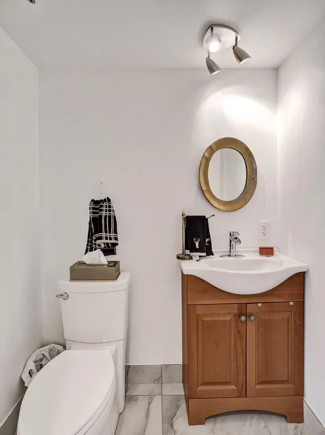  Unit 604 photo 20