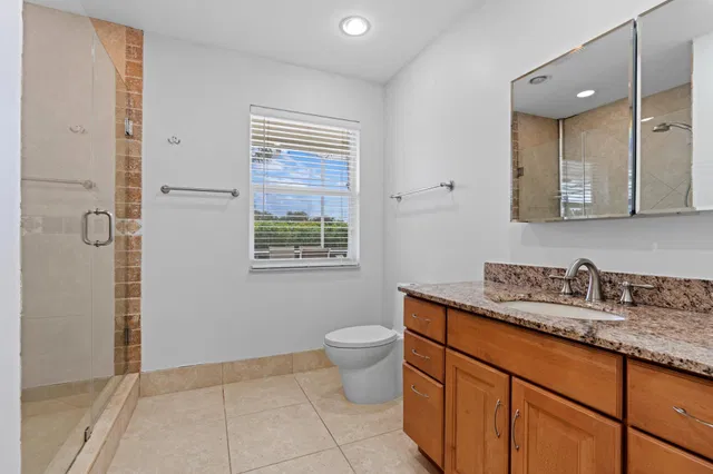 Residence photo 14