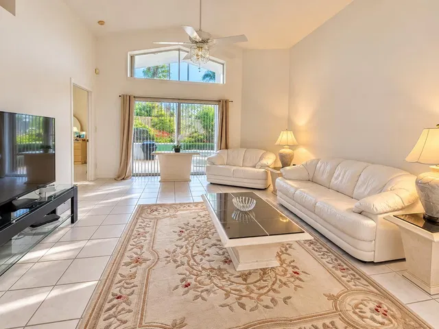 Residence photo 44