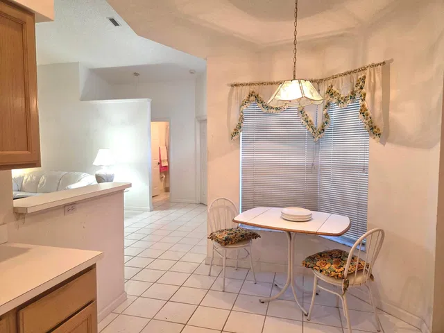 Residence photo 51