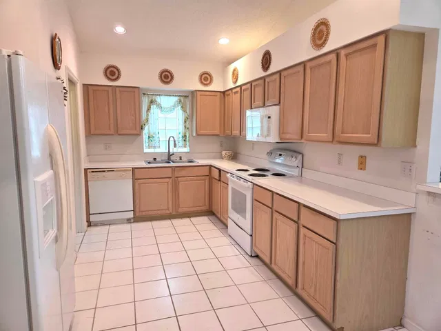 Residence photo 65