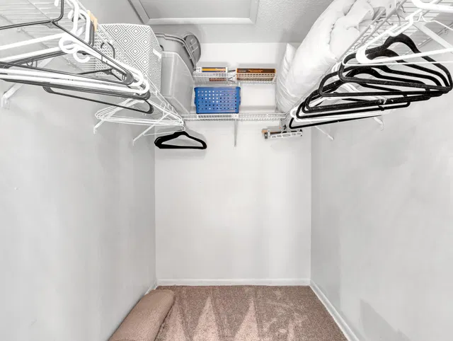  Unit H photo 22