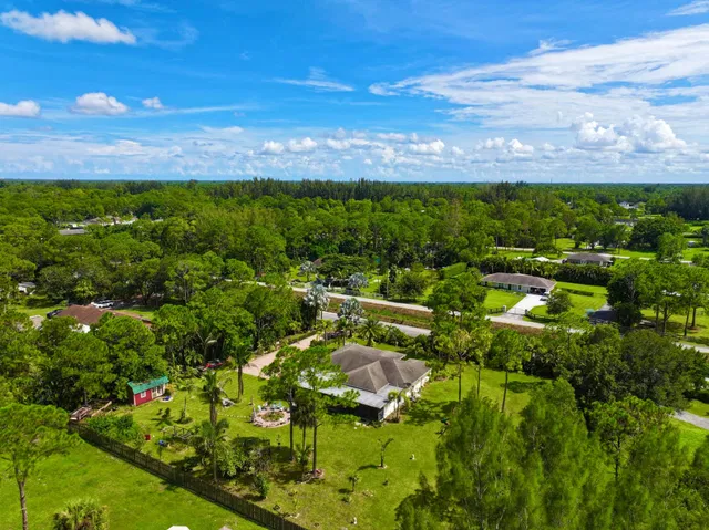 Residence photo 14