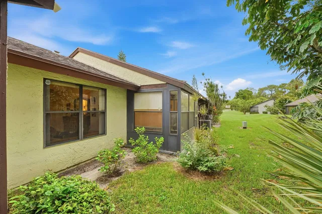 Residence photo 27