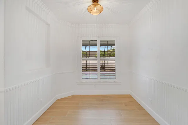 Residence photo 18