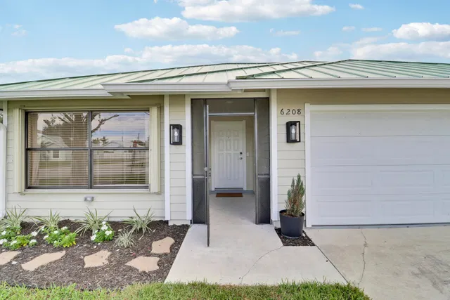 Residence photo 37